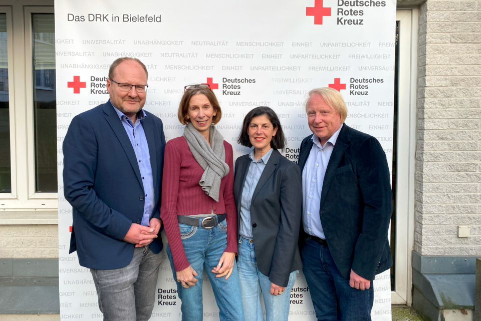 Stiftungsrat Der Stiftungsrat: Guiskard Eisenberg, Sylvia Schulze, Murielle Gueguen, Axel Rasch